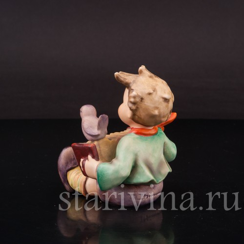 Фигурка из фарфора Мальчик с гармошкой Goebel, Германия, 1990 гг.