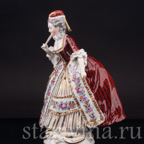 Фигурка из фарфора Дама с веером Carl Thieme, Германия, пер. пол. 20 в.