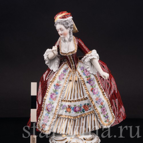 Фигурка из фарфора Дама с веером Carl Thieme, Германия, пер. пол. 20 в.