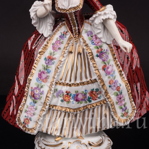 Фигурка из фарфора Дама с веером Carl Thieme, Германия, пер. пол. 20 в.