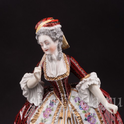 Фигурка из фарфора Дама с веером Carl Thieme, Германия, пер. пол. 20 в.