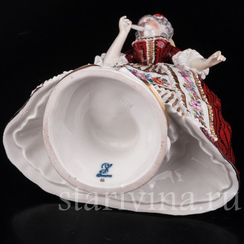 Фигурка из фарфора Дама с веером Carl Thieme, Германия, пер. пол. 20 в.