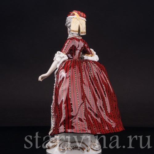 Фигурка из фарфора Дама с веером Carl Thieme, Германия, пер. пол. 20 в.