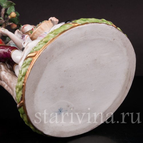 Фарфоровая композиция Под деревом, Volkstedt, Германия, кон. 19 в.