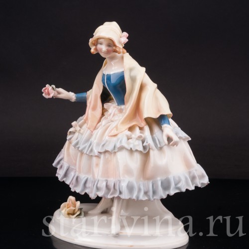 Фарфоровая статуэтка Девушка в капоре, Karl Ens, Германия, 1920-30 гг.