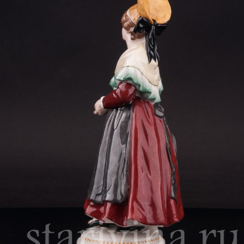 Фарфоровая статуэтка Девушка в народном костюме, Dressel, Kister & Co, Германия, нач. 20 в.