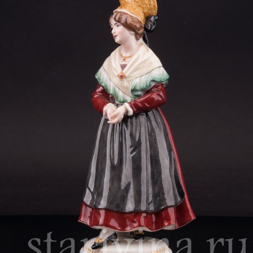 Фарфоровая статуэтка Девушка в народном костюме, Dressel, Kister & Co, Германия, нач. 20 в.