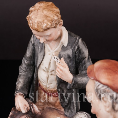 Композиция из фарфора Башмачник за работой, Pucci, Capodimonte, Италия, вт. пол. 20 в.