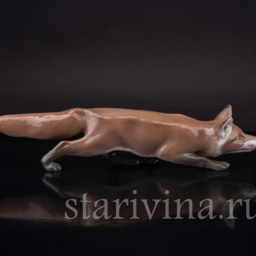 Статуэтка из фарфора Крадущаяся лиса, Bing & Grondahl, Дания, 1948-52 гг.