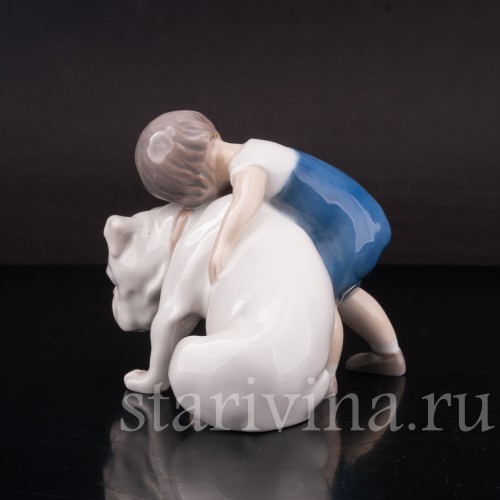 Фигурка из фарфора Малыш с бульдогом, Bing & Grondahl, Дания, 1952-58 гг.