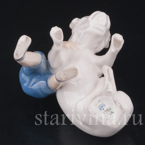 Фигурка из фарфора Малыш с бульдогом, Bing & Grondahl, Дания, 1952-58 гг.