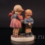Фигурка из фарфора Дети у колыбели Goebel, Германия, 1955 г.