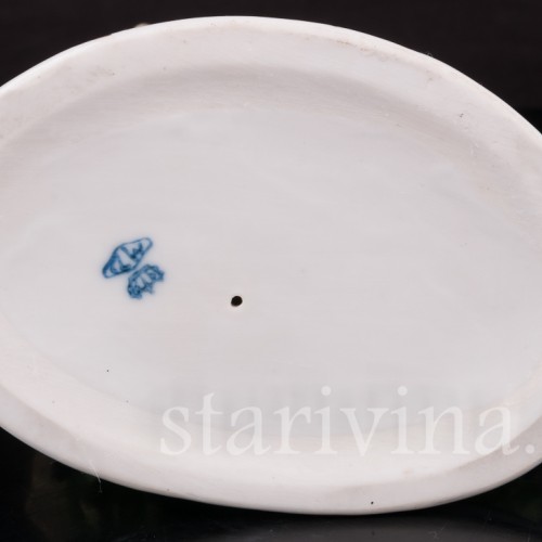 Композиция из фарфора Пылкий поклонник, Muller & Co, Германия, пер. пол. 20 века.