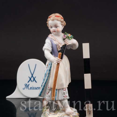 Фигурка из фарфора Девочка с лопатой Meissen, Германия, сер. 19 - нач. 20 вв.
