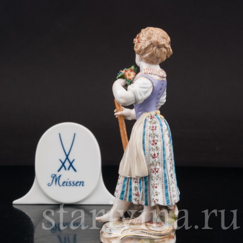 Фигурка из фарфора Девочка с лопатой Meissen, Германия, сер. 19 - нач. 20 вв.