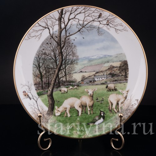 Декоративная тарелка из фарфора Сезон ягнения в январе, Royal Worcester, Великобритания, 1979 г.