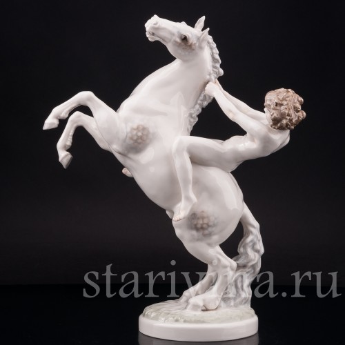 Статуэтка девушки из фарфора Утренняя прогулка, обнаженная на лошади, Hutschenreuther, Германия, 1945-49 гг.