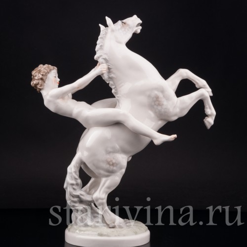 Статуэтка девушки из фарфора Утренняя прогулка, обнаженная на лошади, Hutschenreuther, Германия, 1945-49 гг.