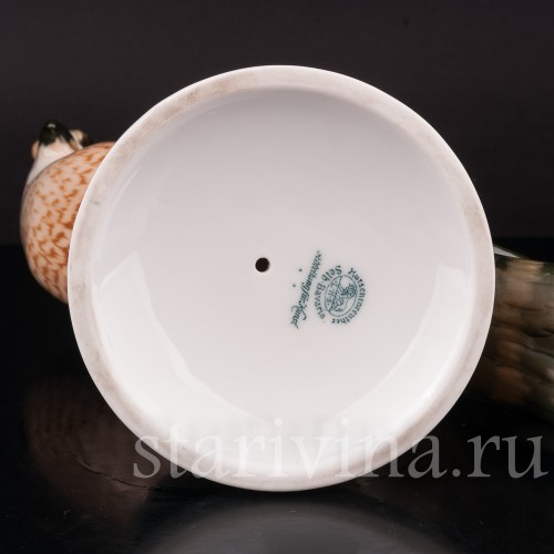 Фигурка птицы из фарфора Ястреб с добычей Hutschenreuther, Германия, 1925-39 гг.