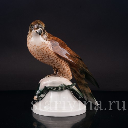 Фигурка птицы из фарфора Ястреб с добычей Hutschenreuther, Германия, 1925-39 гг.