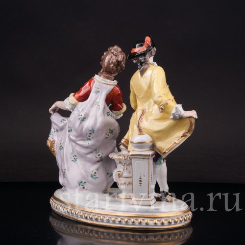 Фарфоровая статуэтка Влюбленная пара у вазона, Sitzendorf, Германия, пер. пол. 20 в.
