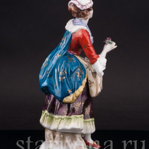Фарфоровая статуэтка девушки Продавщица цветов, Германия, кон. 19 в.