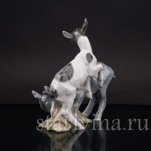 Фарфоровая фигурка Играющие козлята, Heubach, Германия, нач. 20 в.