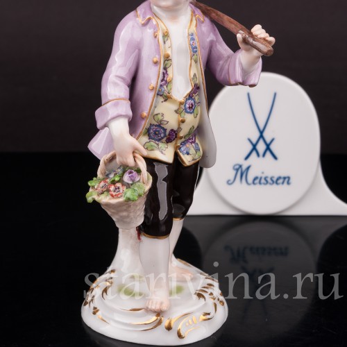 Фарфоровая статуэтка Мальчик с мотыгой, Meissen, Германия, сер. 19 - нач. 20 вв.