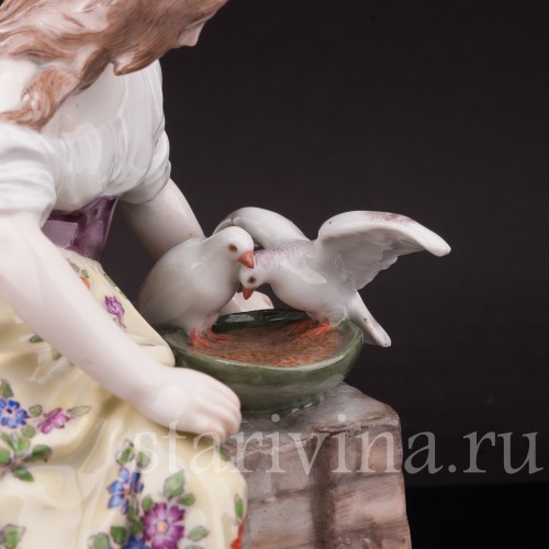 Фарфоровая статуэтка девушки Золушка Meissen, Германия, кон. 19 - нач. 20 вв.