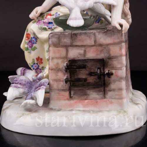 Фарфоровая статуэтка девушки Золушка Meissen, Германия, кон. 19 - нач. 20 вв.