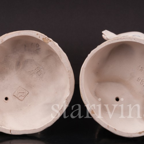 Парные фарфоровые статуэтки Мальчик с собачкой и девочка с кошкой, Royal Rudolstadt, Германия, кон. 19 - нач. 20 вв.