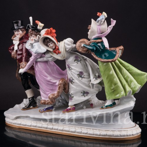 Фарфоровая композиция Зима, весёлая прогулка на коньках, Scheibe-Alsbach, Германия, вт. пол. 20 в.