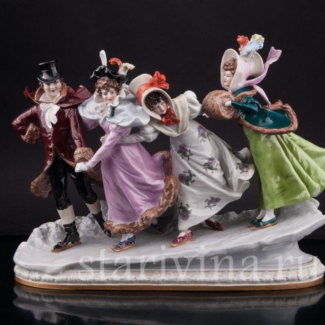 Фарфоровая композиция Зима, весёлая прогулка на коньках, Scheibe-Alsbach, Германия, вт. пол. 20 в.
