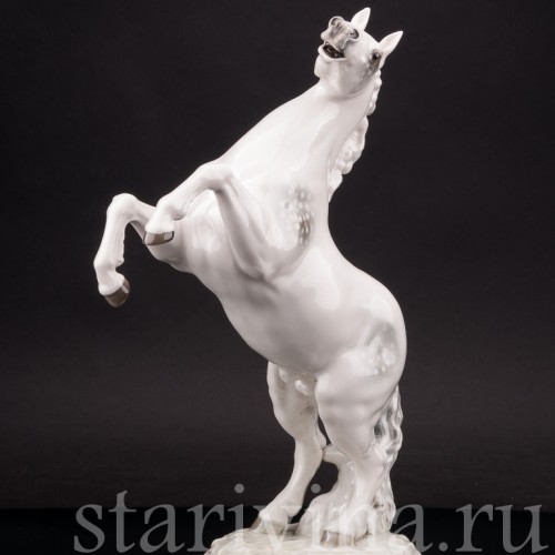 Фарфоровая статуэтка Конь на дыбах, Hutschenreuther, Германия, 1970-е гг.