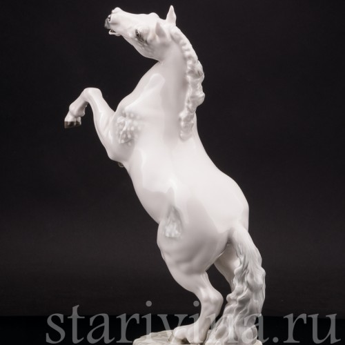 Фарфоровая статуэтка Конь на дыбах, Hutschenreuther, Германия, 1970-е гг.