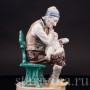Фарфоровая фигурка Мужчина, успокаивающий дитя, Ackermann & Fritze, Германия, кон. 19 - нач. 20 вв.