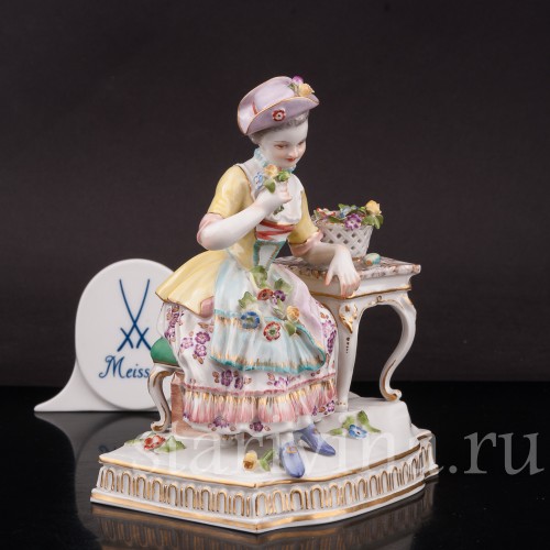 Фарфоровая фигурка Дама с цветами, аллегория обоняния, Meissen, Германия, 1934-48 гг.