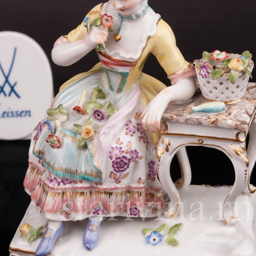 Фарфоровая фигурка Дама с цветами, аллегория обоняния, Meissen, Германия, 1934-48 гг.