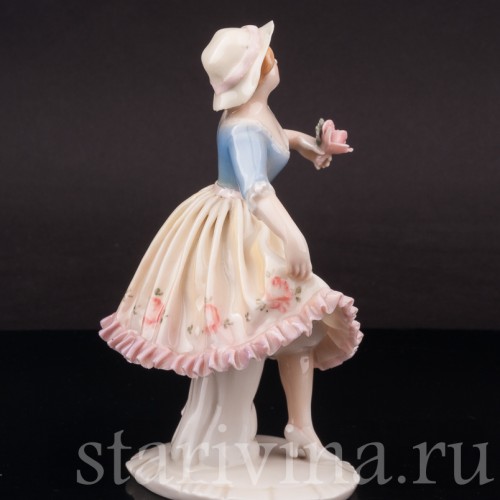 Фигурка из фарфора Девушка с цветком, Karl Ens, Германия, 1920-30 гг.