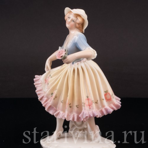 Фигурка из фарфора Девушка с цветком, Karl Ens, Германия, 1920-30 гг.