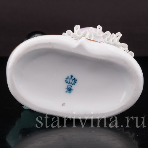 Фигурка из фарфора Пара детей, кружевная, Sitzendorf, Германия, вт. пол. 20 в.