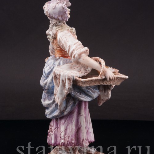 Фигурка из фарфора Продавщица напитков Albert Stahl, Германия, 1937-1949 гг.