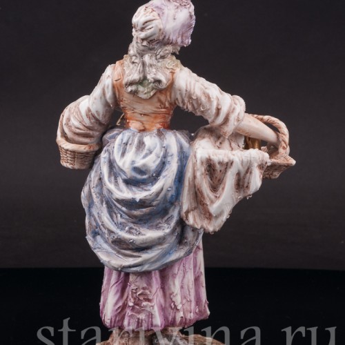 Фигурка из фарфора Продавщица напитков Albert Stahl, Германия, 1937-1949 гг.