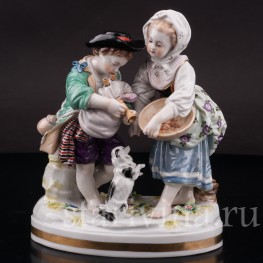 Фарфоровая статуэтка Дети с собачкой, Volkstedt, Германия, кон. 19 - нача. 20 вв.