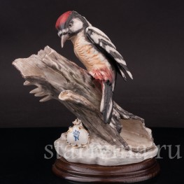 Статуэтка птицы из фарфора Дятел, Capodimonte, Италия, сер. 20 в.