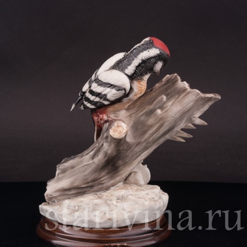 Статуэтка птицы из фарфора Дятел, Capodimonte, Италия, сер. 20 в.