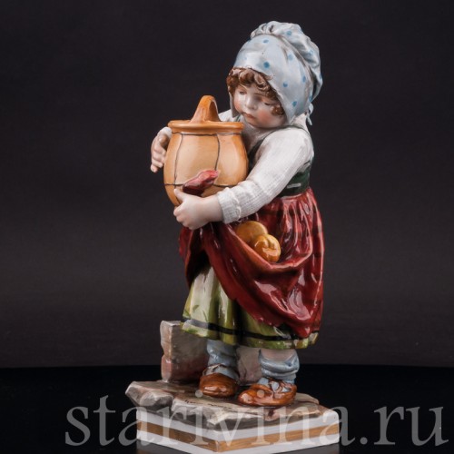 Статуэтка из фарфора Девочка с корзиной и яблоками в подоле, Volkstedt, Германия, нач. 20 в.
