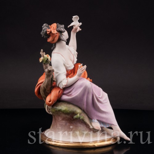 Бисквитная статуэтка Девушка с голубем, Giuseppe Cappe, Италия, 1959 г.