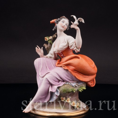 Бисквитная статуэтка Девушка с голубем, Giuseppe Cappe, Италия, 1959 г.