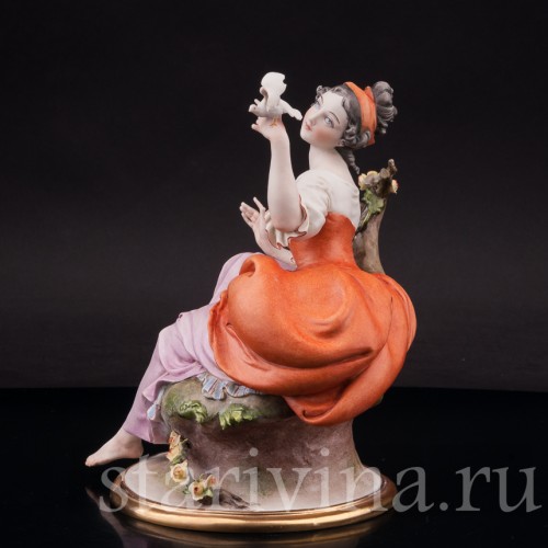 Бисквитная статуэтка Девушка с голубем, Giuseppe Cappe, Италия, 1959 г.